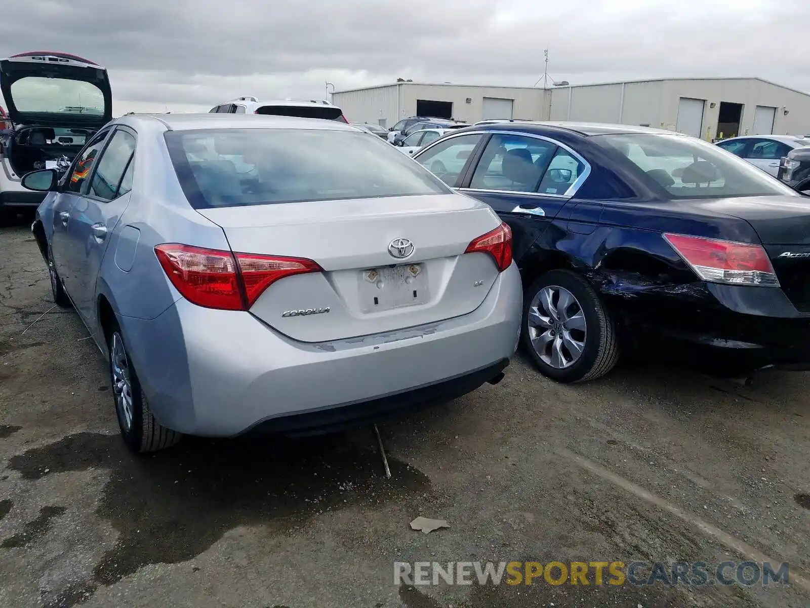 3 Photograph of a damaged car 2T1BURHE3KC175935 TOYOTA COROLLA 2019