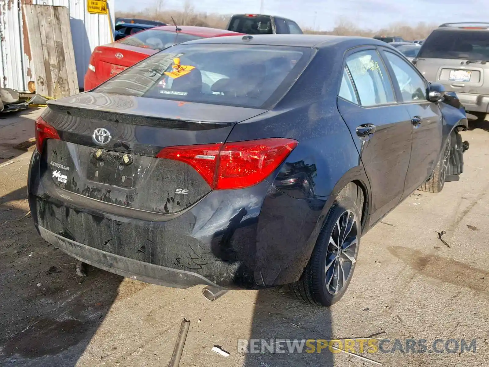 4 Photograph of a damaged car 2T1BURHE3KC175997 TOYOTA COROLLA 2019