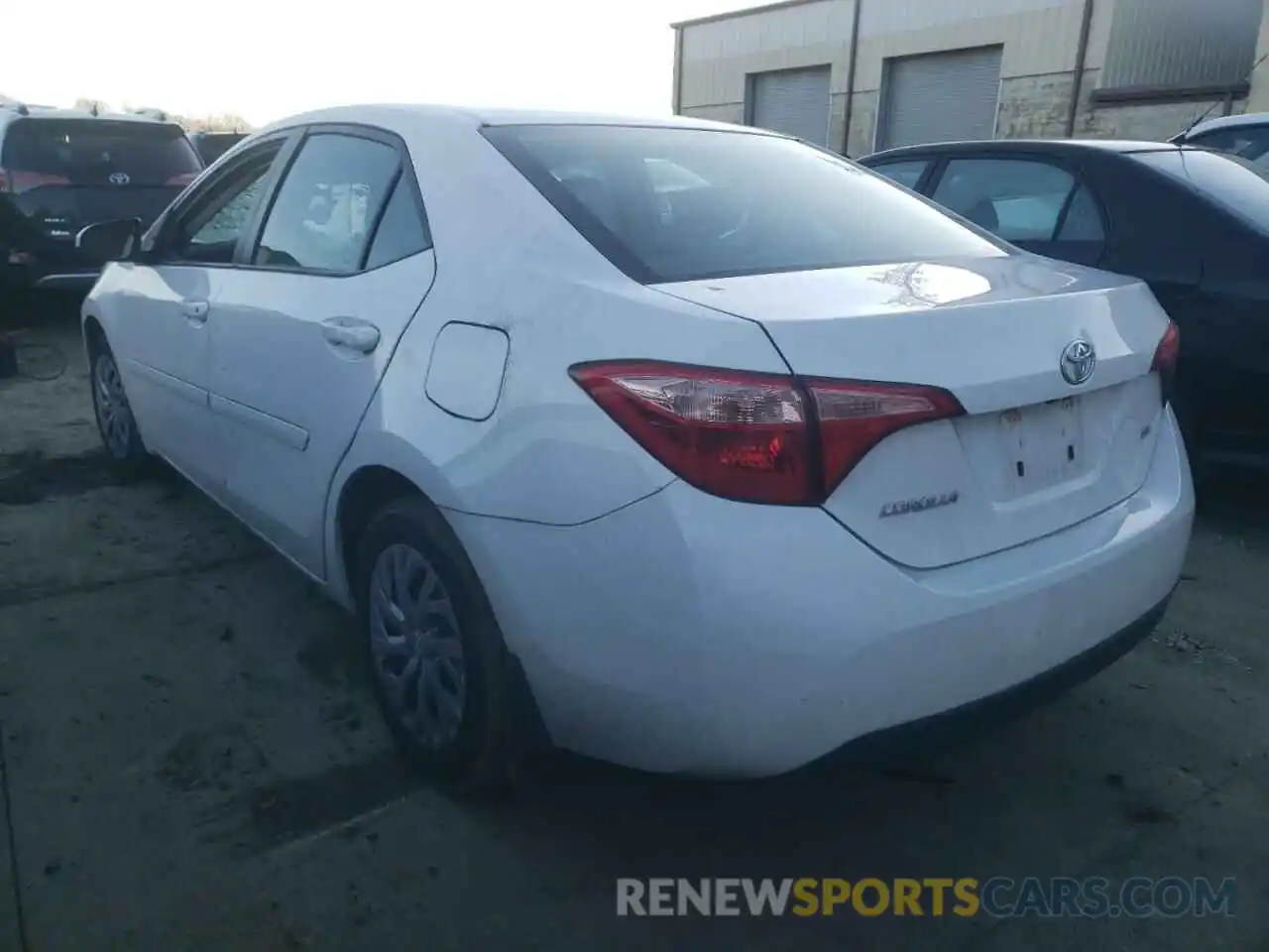 3 Photograph of a damaged car 2T1BURHE3KC176745 TOYOTA COROLLA 2019