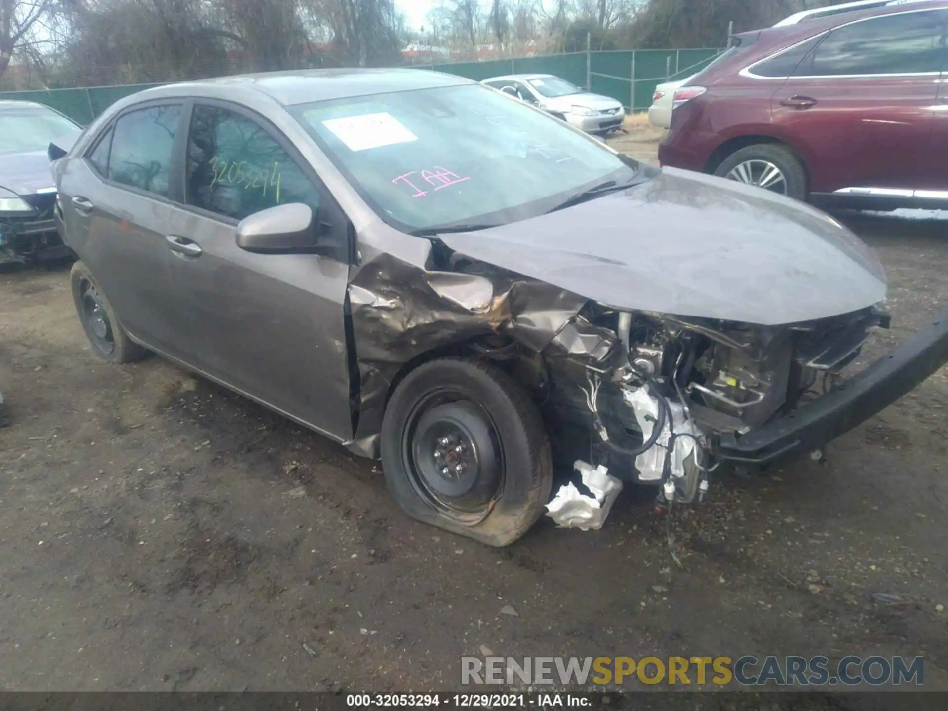 1 Photograph of a damaged car 2T1BURHE3KC176793 TOYOTA COROLLA 2019