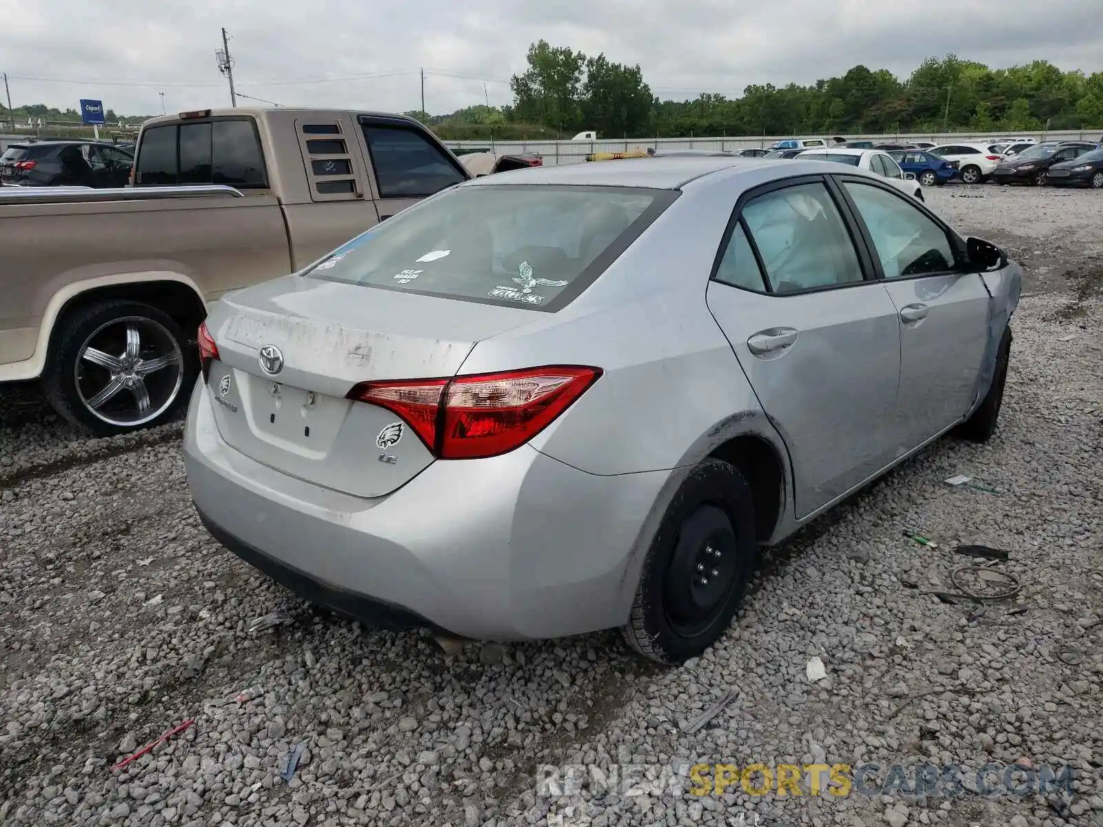 4 Photograph of a damaged car 2T1BURHE3KC177197 TOYOTA COROLLA 2019