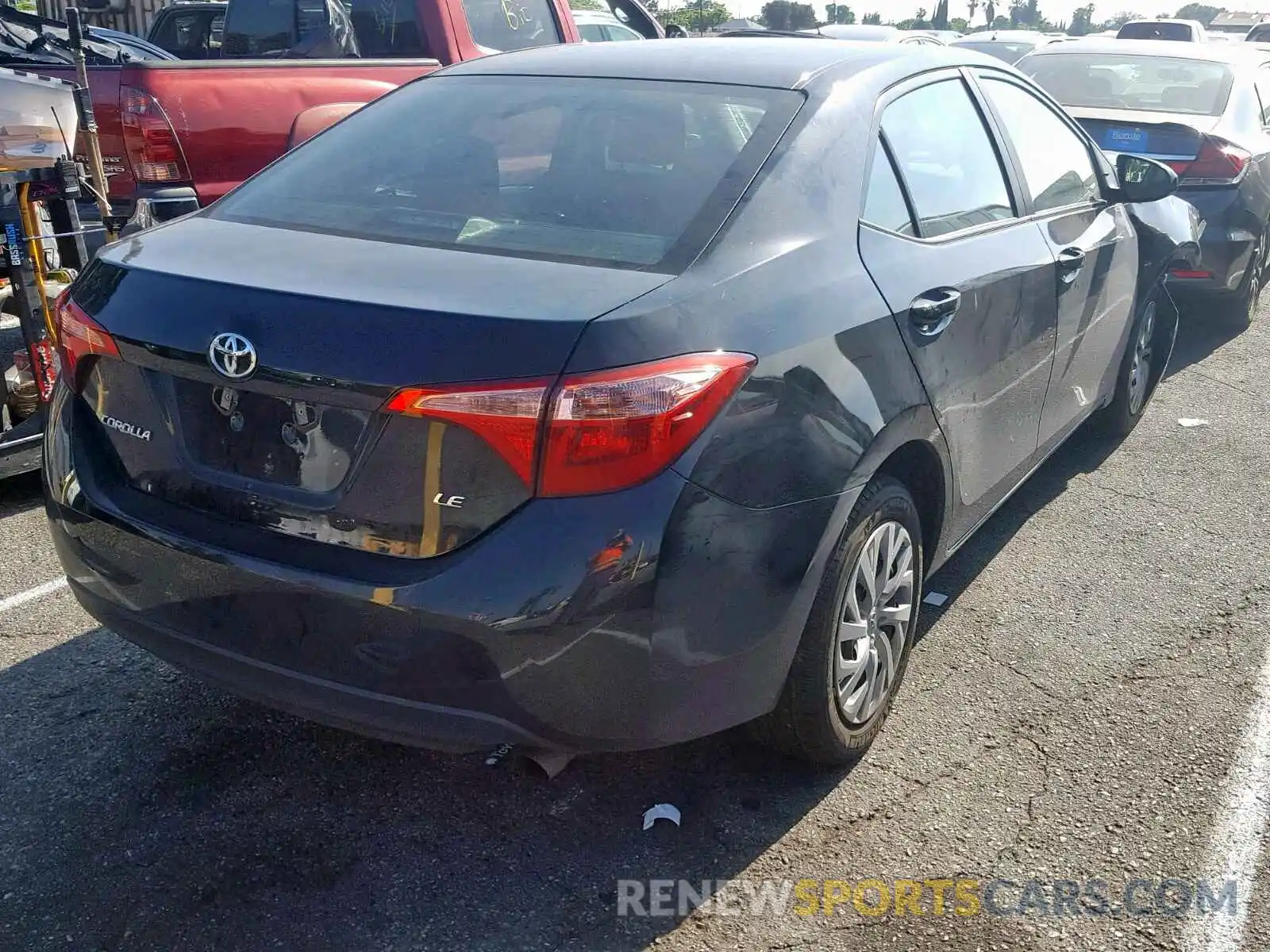 4 Photograph of a damaged car 2T1BURHE3KC178074 TOYOTA COROLLA 2019