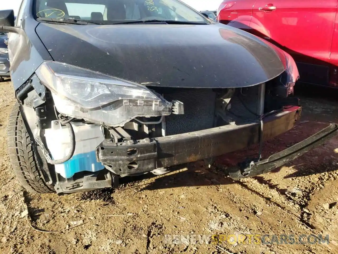 9 Photograph of a damaged car 2T1BURHE3KC178138 TOYOTA COROLLA 2019