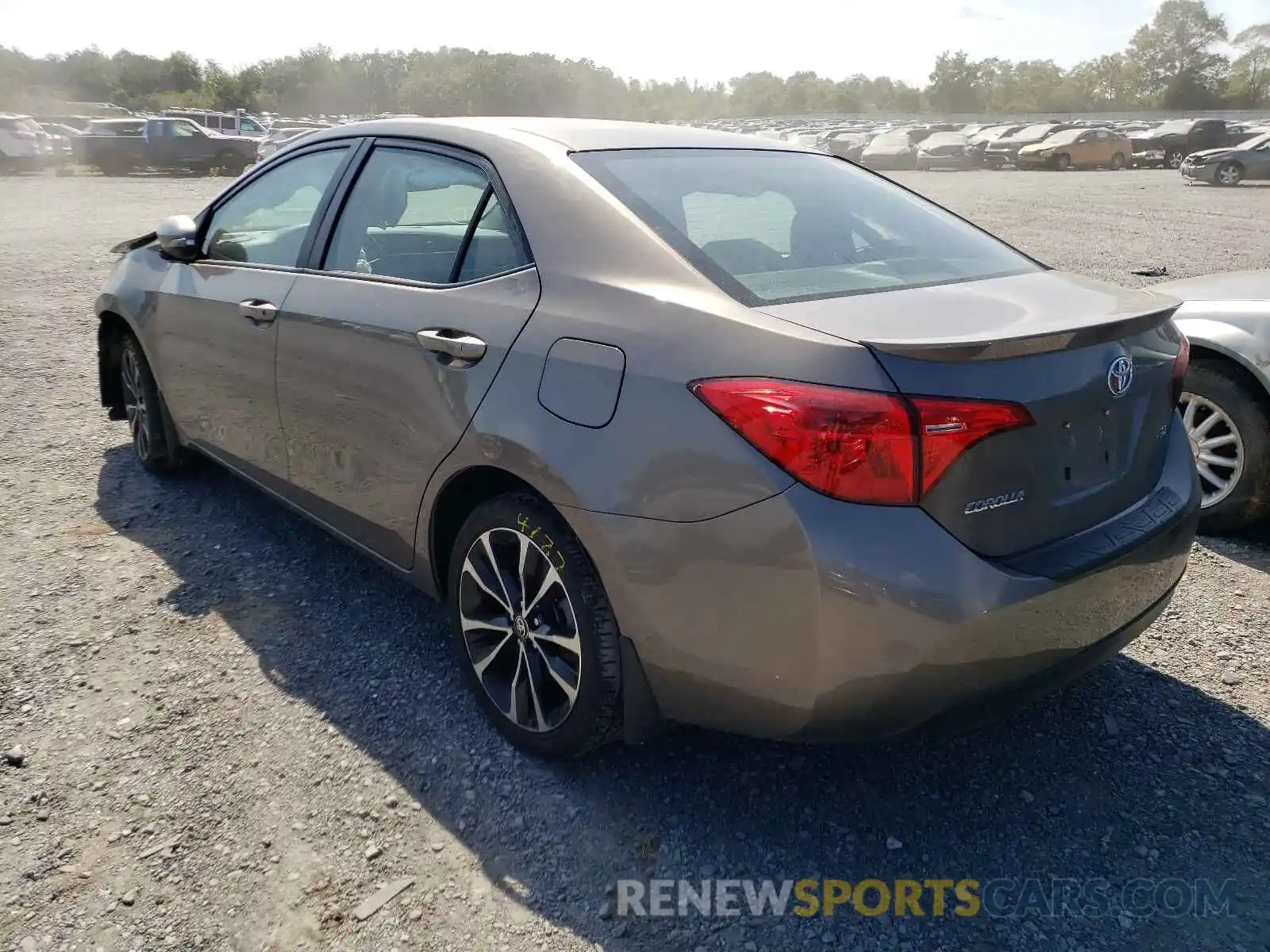 3 Photograph of a damaged car 2T1BURHE3KC178236 TOYOTA COROLLA 2019