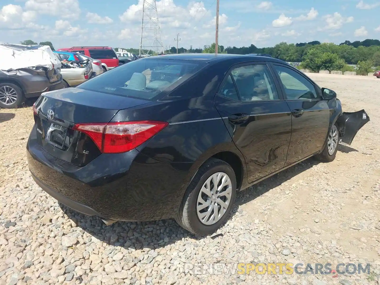 4 Photograph of a damaged car 2T1BURHE3KC178513 TOYOTA COROLLA 2019