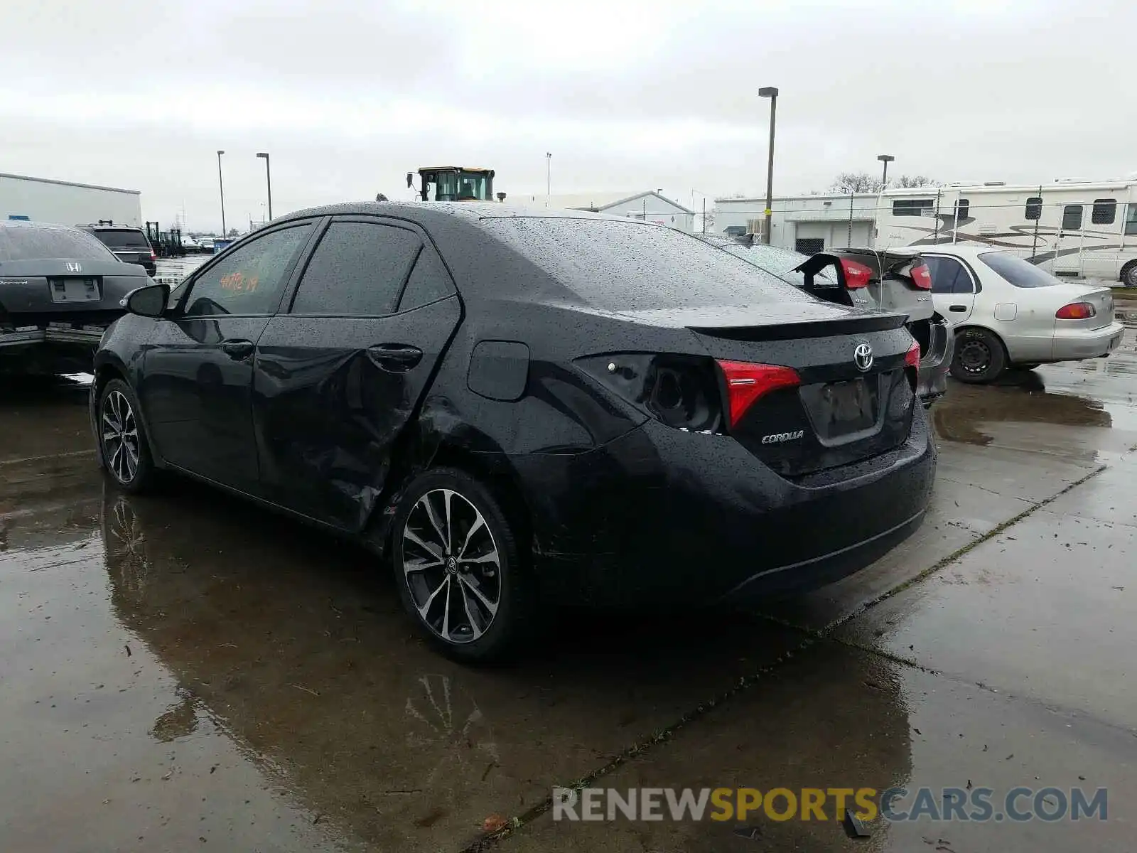 3 Photograph of a damaged car 2T1BURHE3KC179371 TOYOTA COROLLA 2019