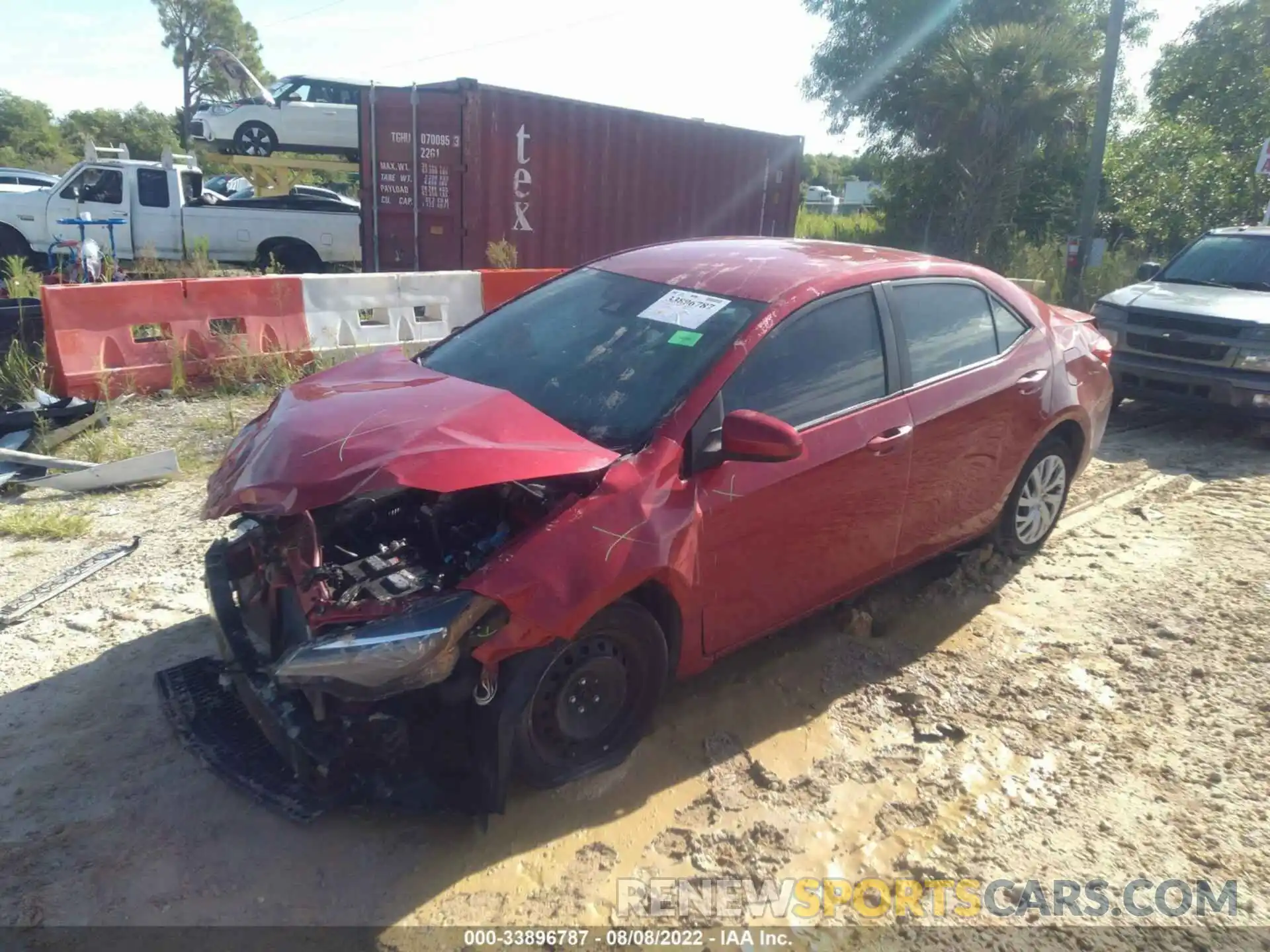 2 Photograph of a damaged car 2T1BURHE3KC180035 TOYOTA COROLLA 2019