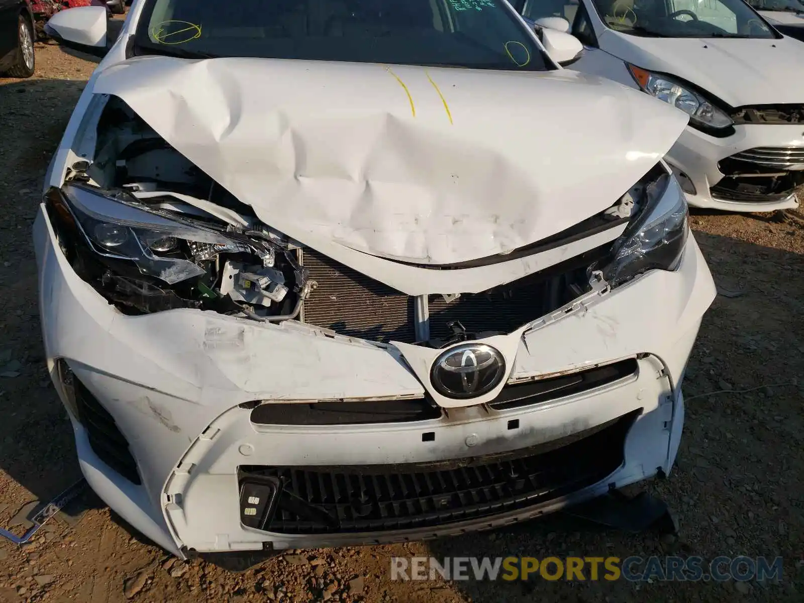 9 Photograph of a damaged car 2T1BURHE3KC181301 TOYOTA COROLLA 2019