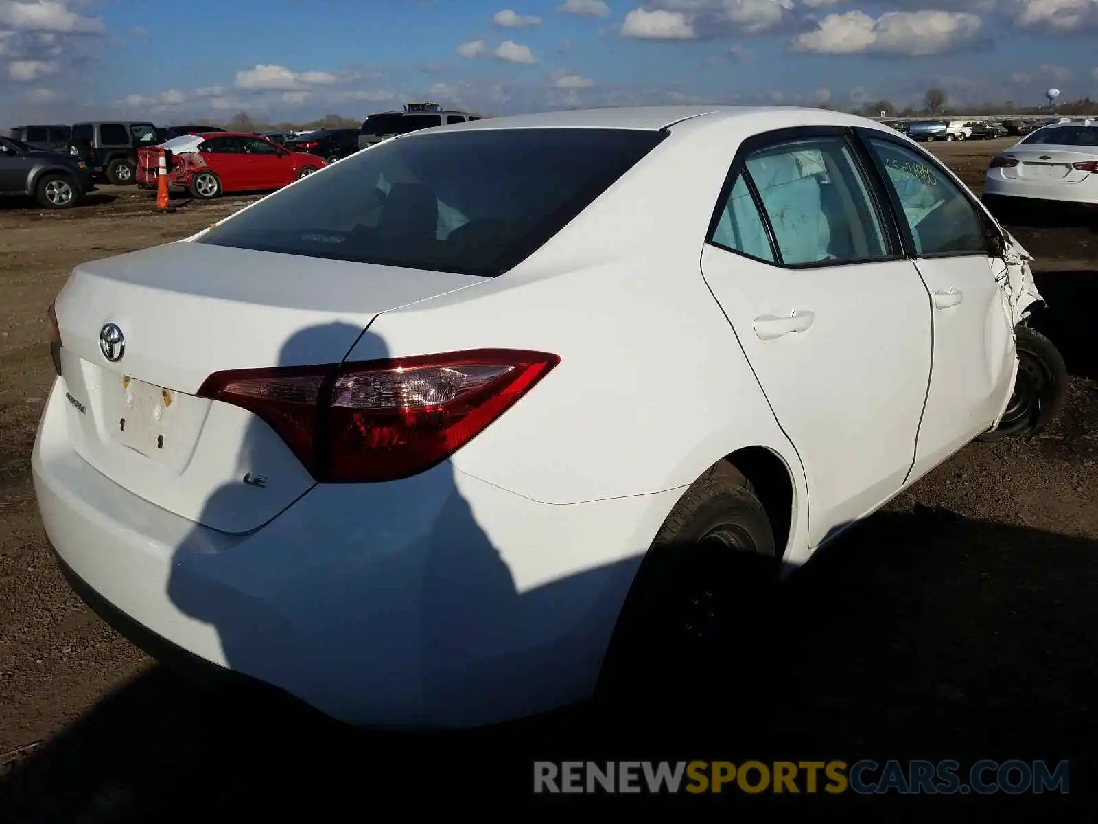 4 Photograph of a damaged car 2T1BURHE3KC181587 TOYOTA COROLLA 2019