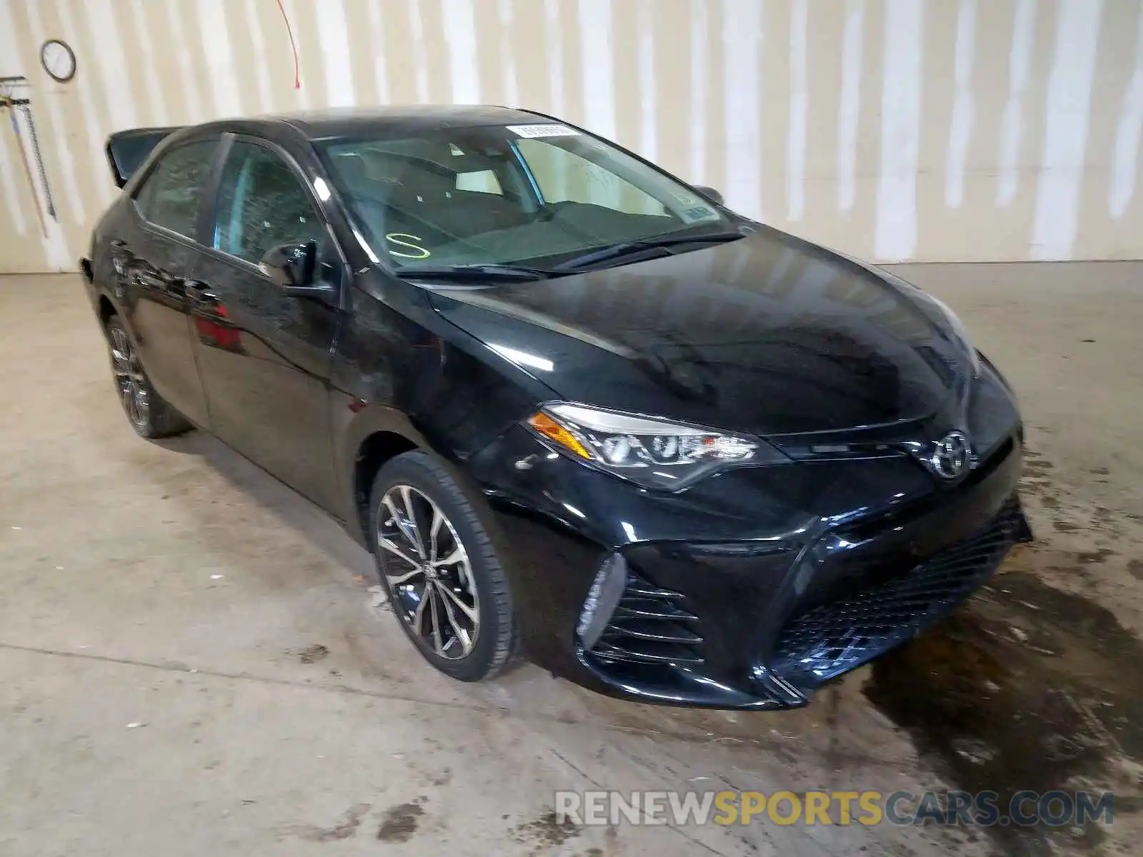 1 Photograph of a damaged car 2T1BURHE3KC182111 TOYOTA COROLLA 2019