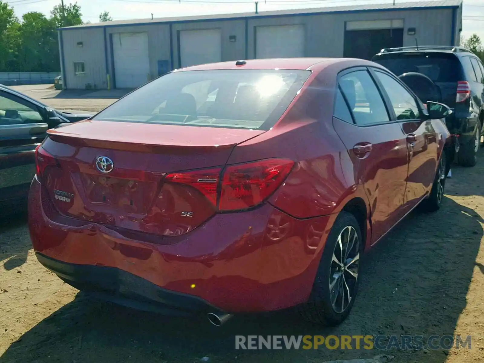 4 Photograph of a damaged car 2T1BURHE3KC183405 TOYOTA COROLLA 2019