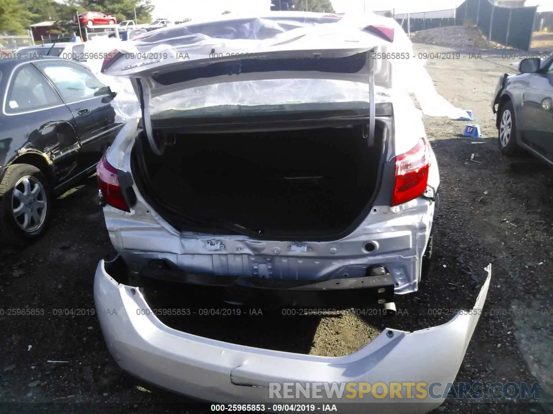 6 Photograph of a damaged car 2T1BURHE3KC184845 TOYOTA COROLLA 2019