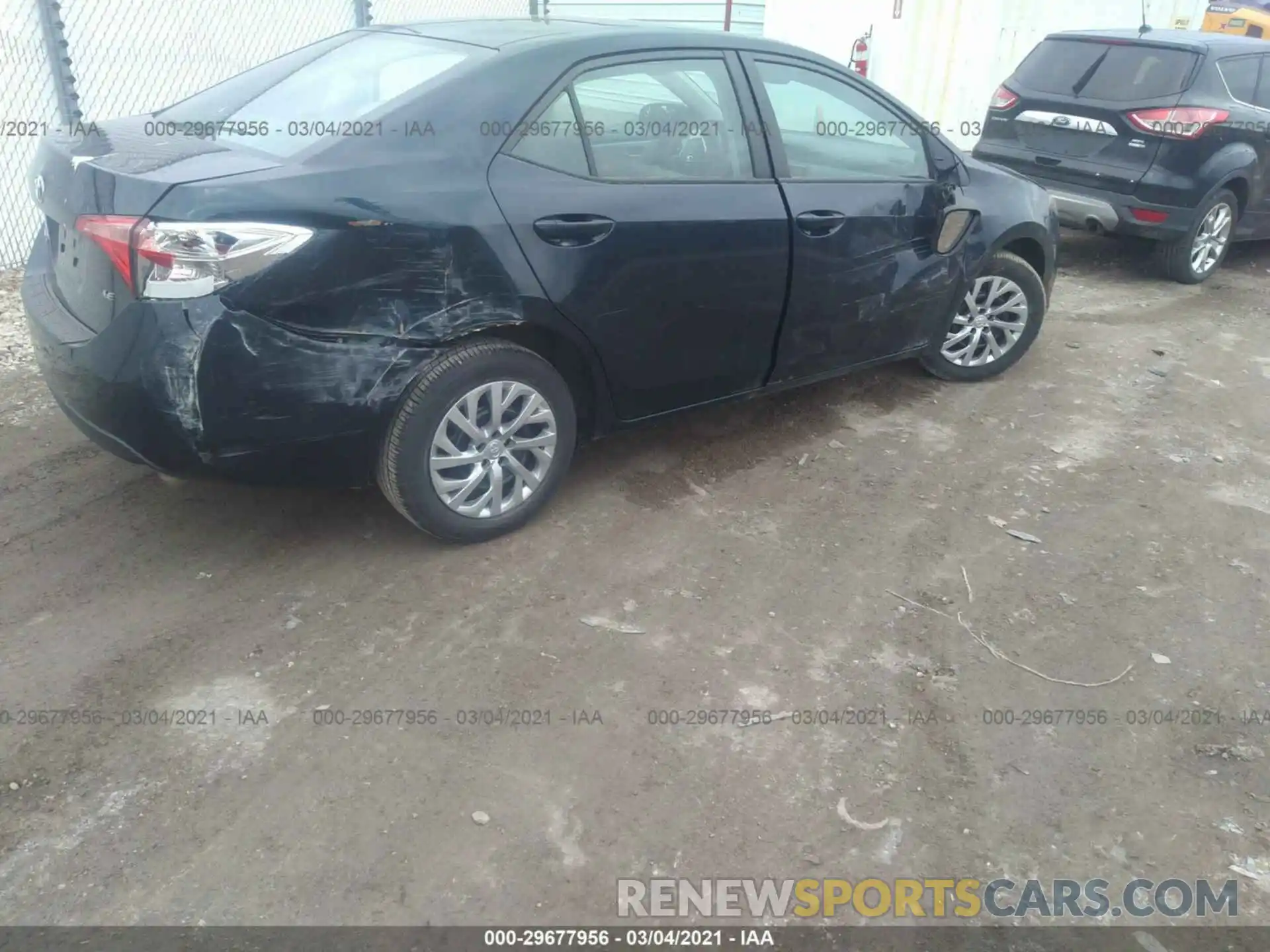 4 Photograph of a damaged car 2T1BURHE3KC185610 TOYOTA COROLLA 2019