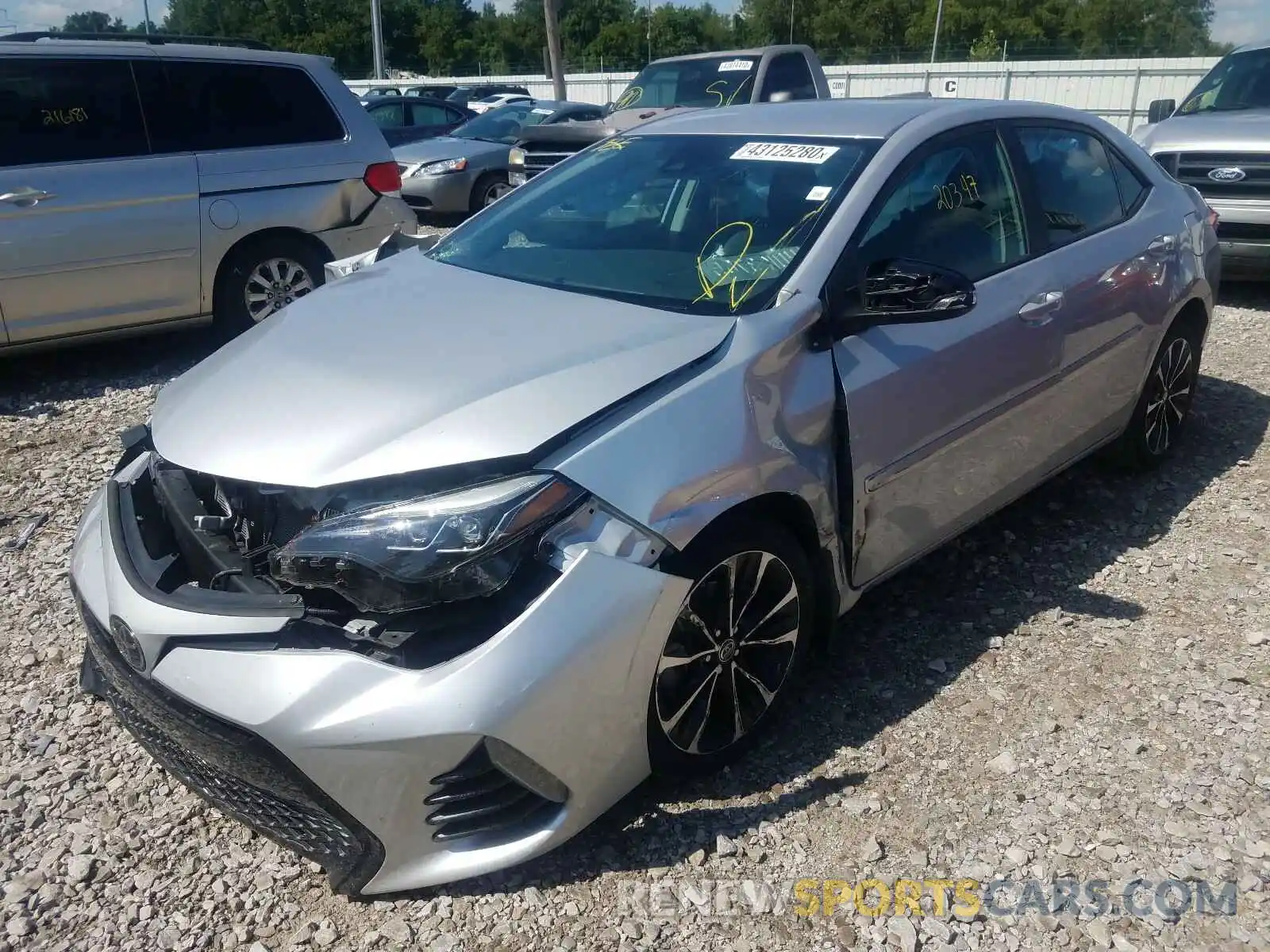 2 Photograph of a damaged car 2T1BURHE3KC185719 TOYOTA COROLLA 2019