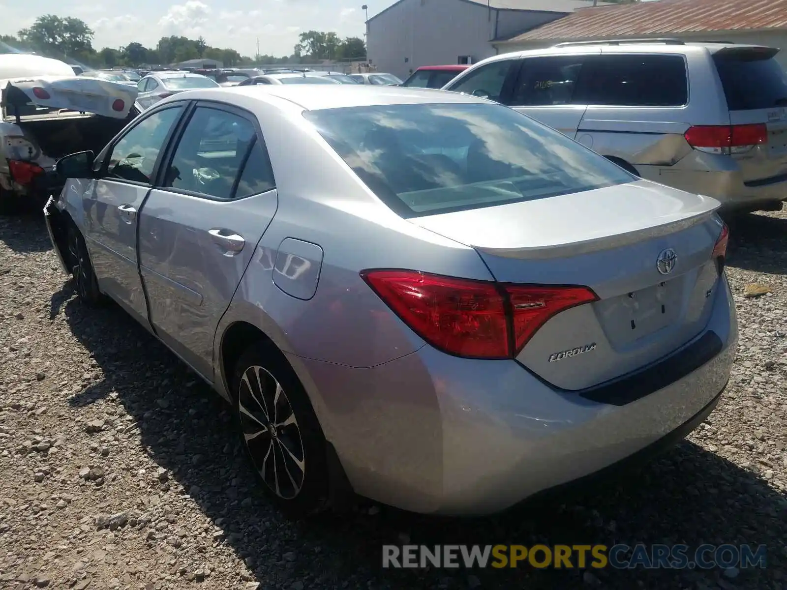 3 Photograph of a damaged car 2T1BURHE3KC185719 TOYOTA COROLLA 2019