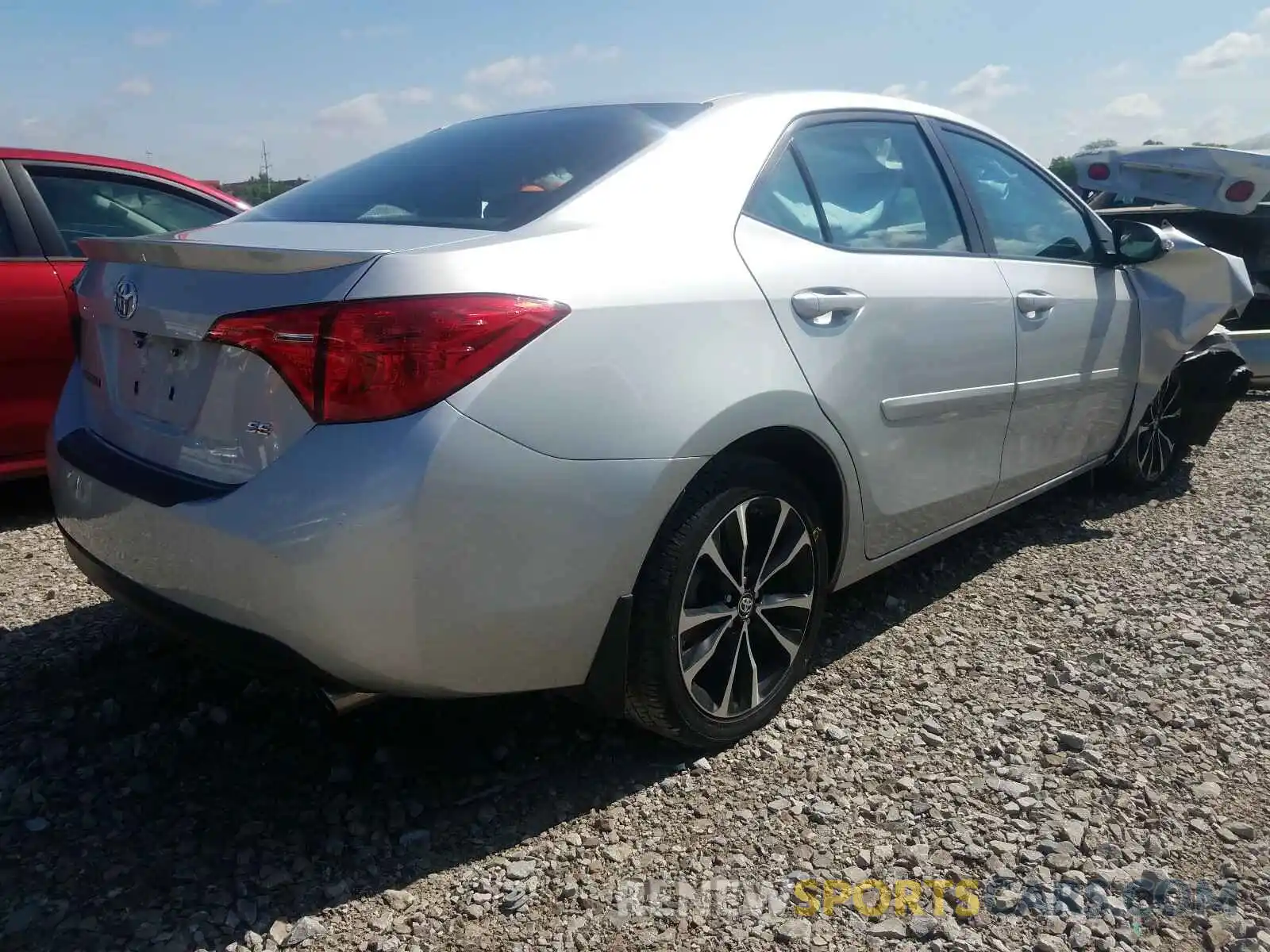 4 Photograph of a damaged car 2T1BURHE3KC185719 TOYOTA COROLLA 2019