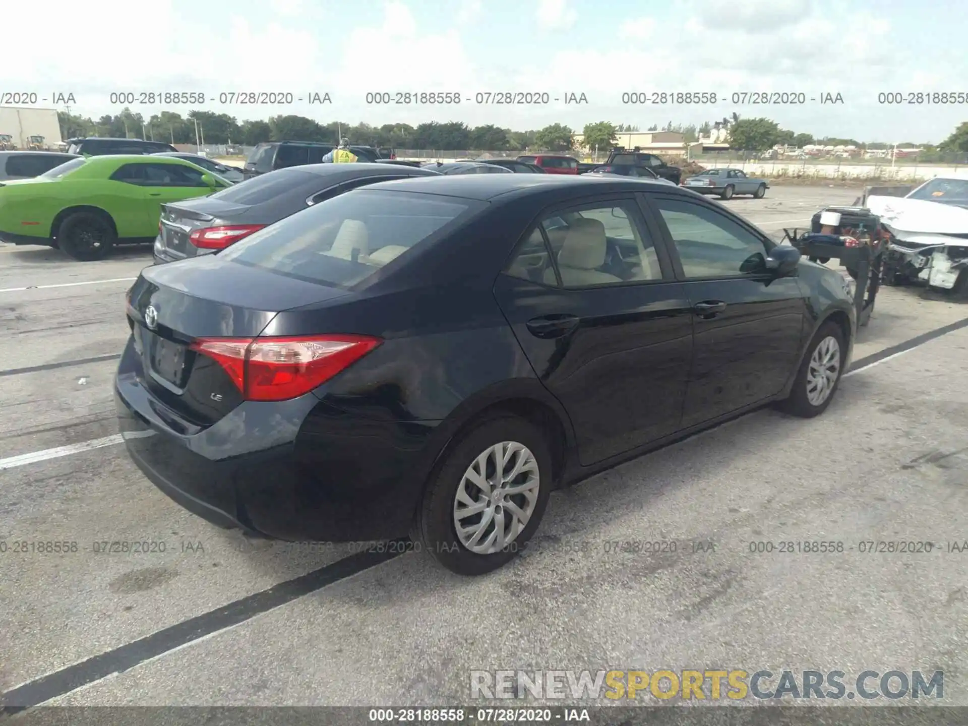 4 Photograph of a damaged car 2T1BURHE3KC187390 TOYOTA COROLLA 2019