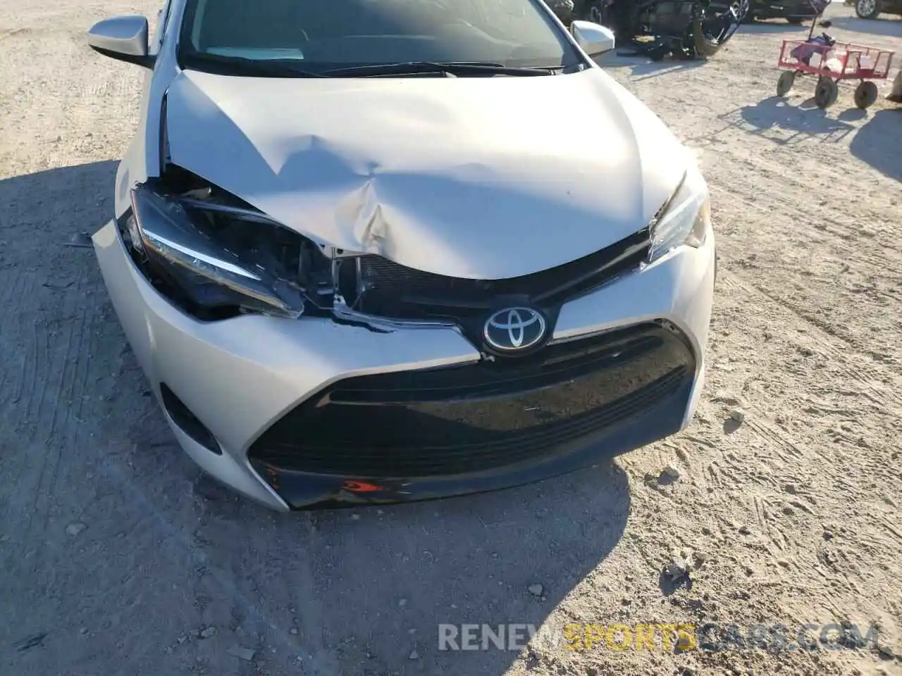 9 Photograph of a damaged car 2T1BURHE3KC188166 TOYOTA COROLLA 2019