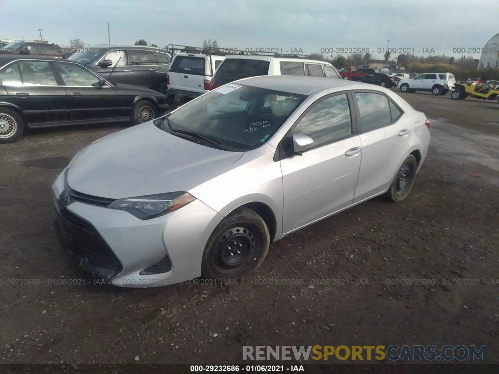 2 Photograph of a damaged car 2T1BURHE3KC188362 TOYOTA COROLLA 2019