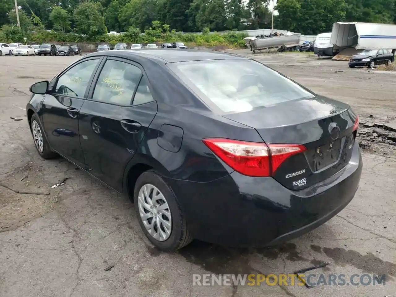 3 Photograph of a damaged car 2T1BURHE3KC188460 TOYOTA COROLLA 2019