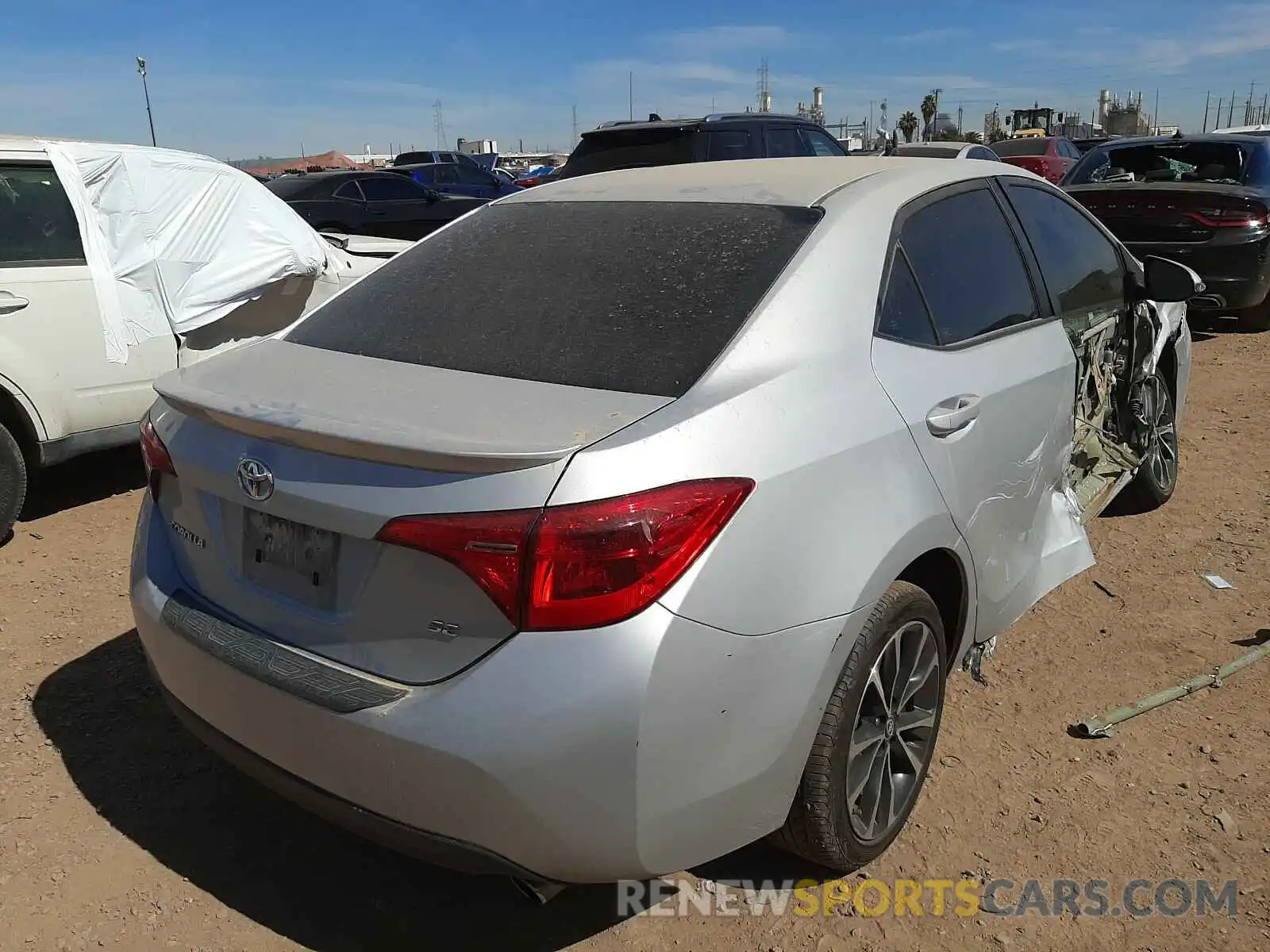 4 Photograph of a damaged car 2T1BURHE3KC190239 TOYOTA COROLLA 2019