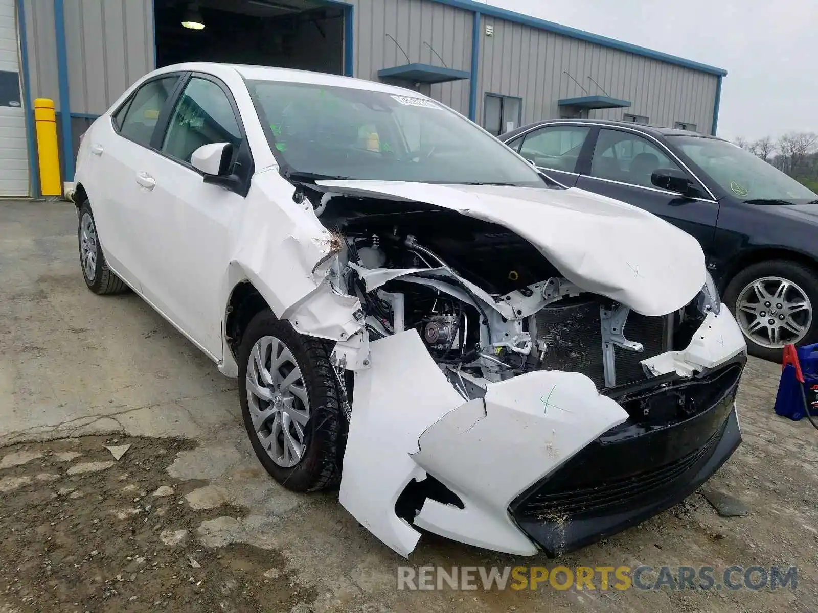 1 Photograph of a damaged car 2T1BURHE3KC190497 TOYOTA COROLLA 2019