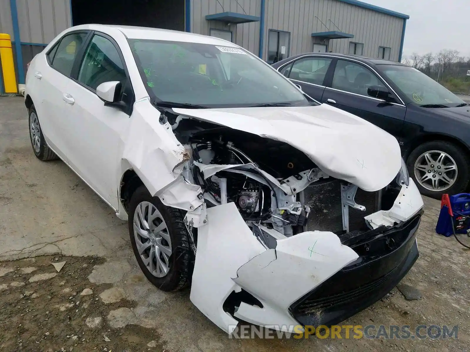 9 Photograph of a damaged car 2T1BURHE3KC190497 TOYOTA COROLLA 2019