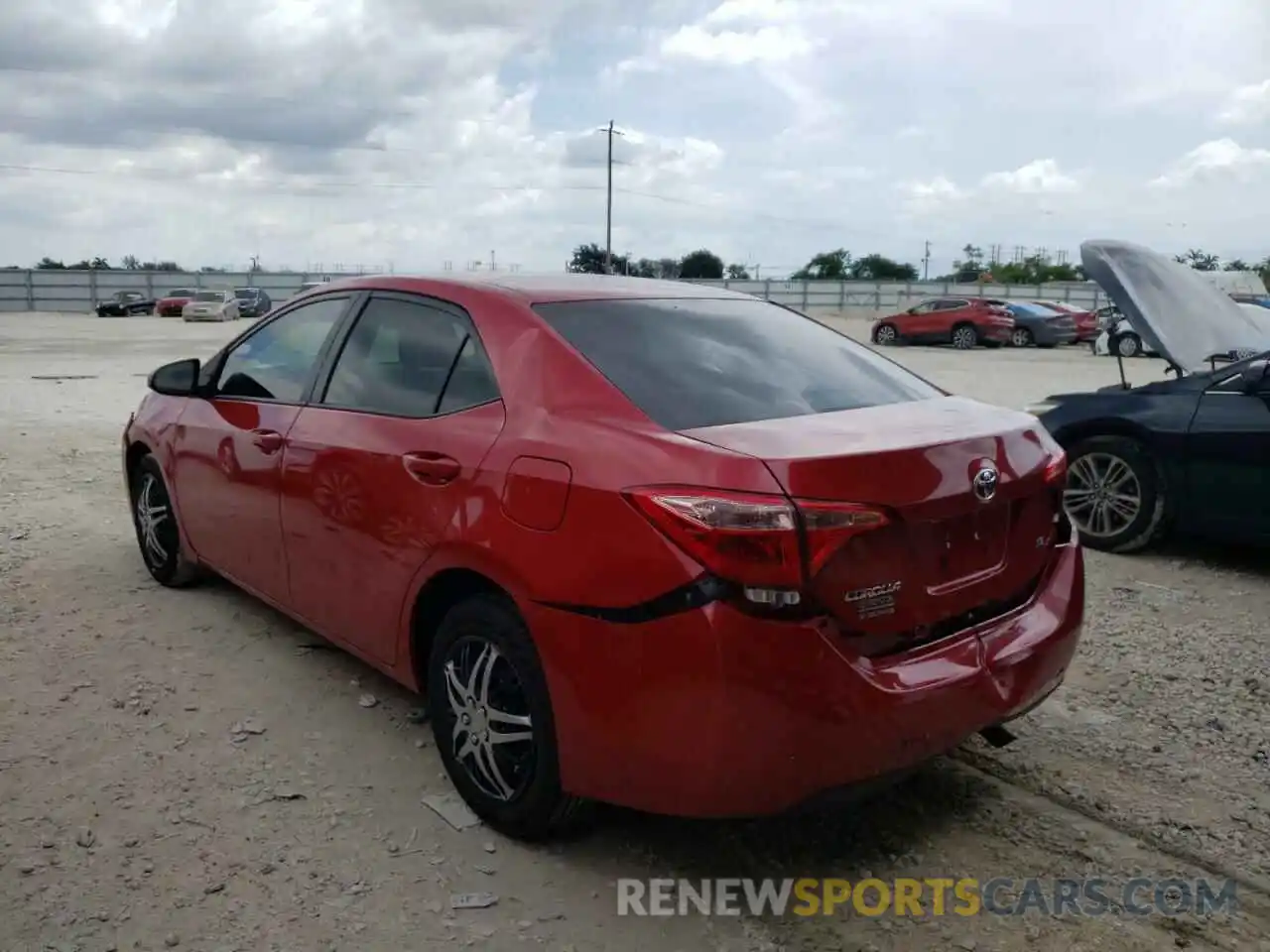 3 Photograph of a damaged car 2T1BURHE3KC191861 TOYOTA COROLLA 2019