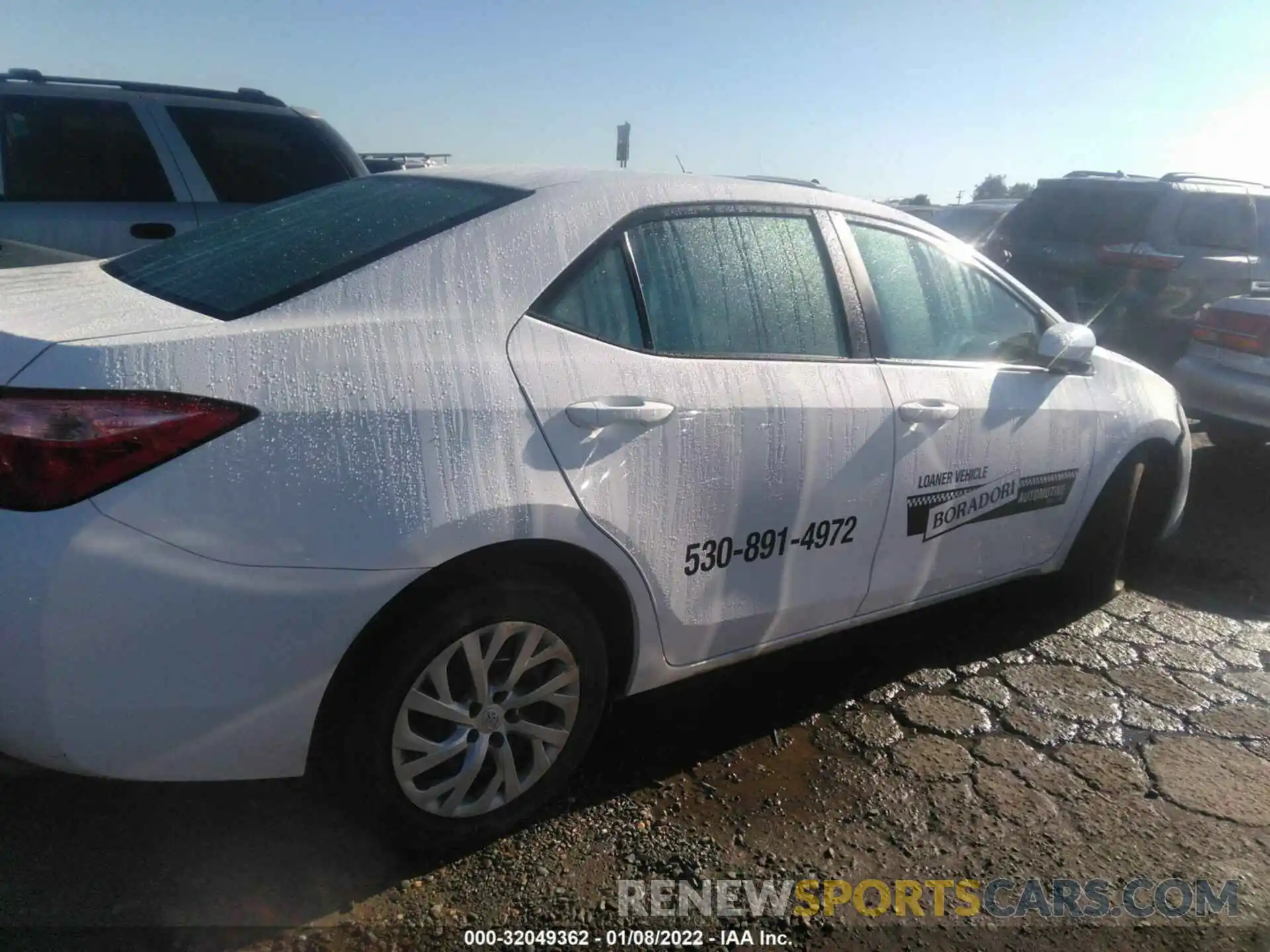 4 Photograph of a damaged car 2T1BURHE3KC192704 TOYOTA COROLLA 2019