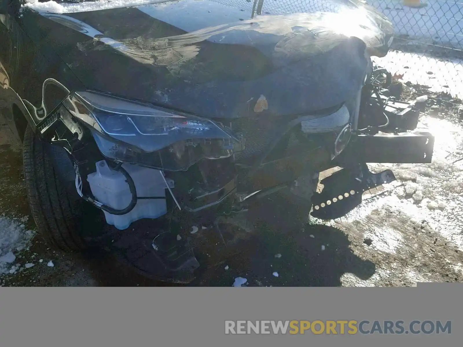 9 Photograph of a damaged car 2T1BURHE3KC192962 TOYOTA COROLLA 2019