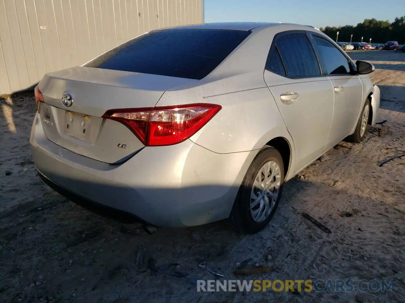 4 Photograph of a damaged car 2T1BURHE3KC193240 TOYOTA COROLLA 2019