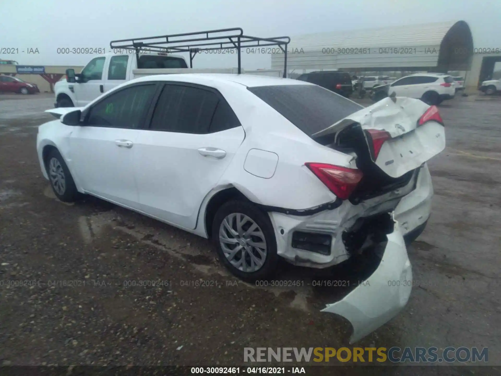 3 Photograph of a damaged car 2T1BURHE3KC193559 TOYOTA COROLLA 2019