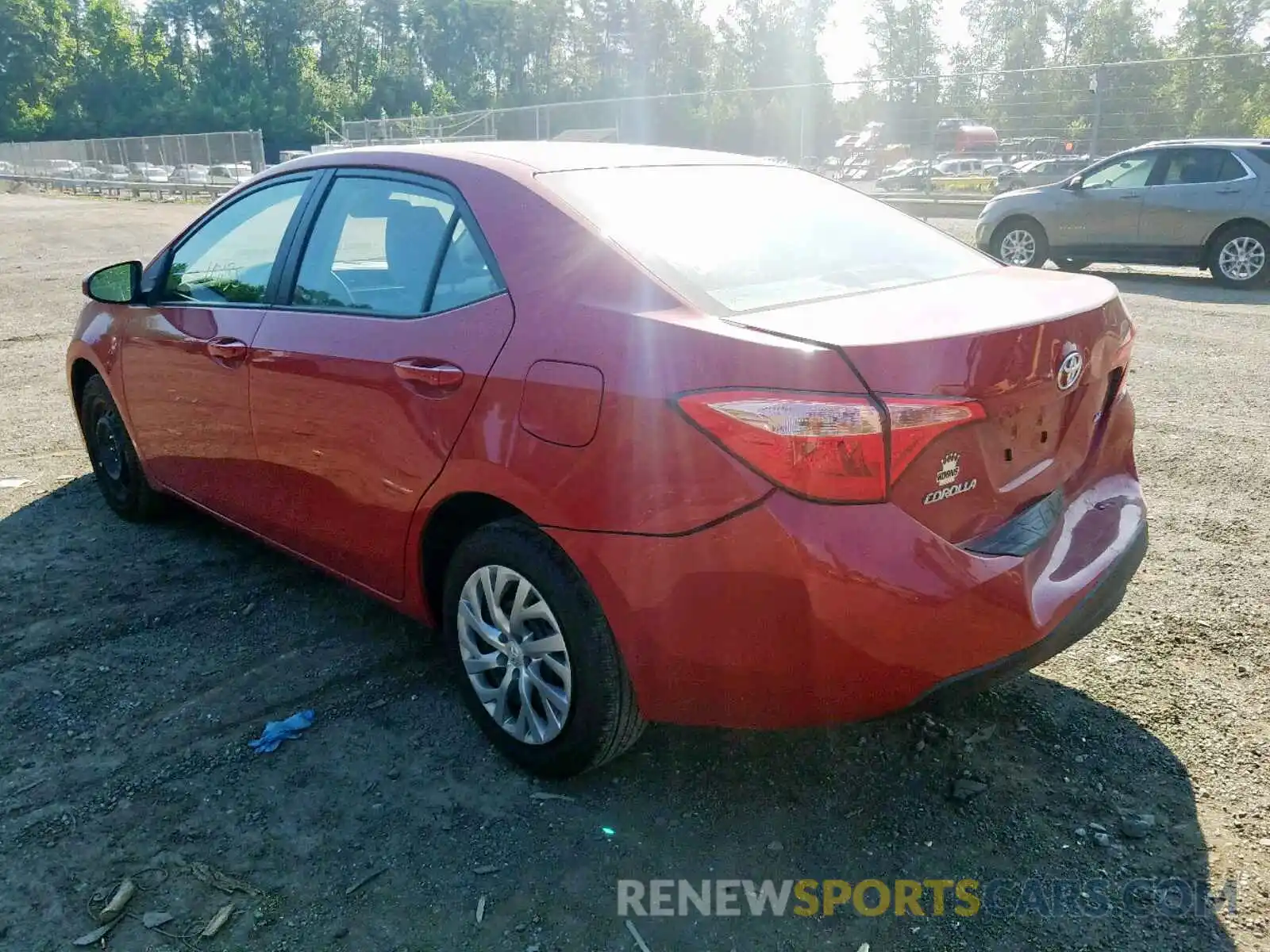 3 Photograph of a damaged car 2T1BURHE3KC193738 TOYOTA COROLLA 2019