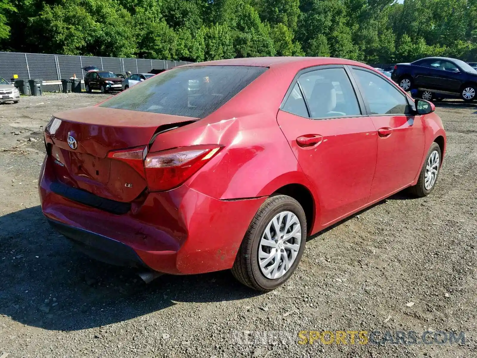 4 Photograph of a damaged car 2T1BURHE3KC193738 TOYOTA COROLLA 2019