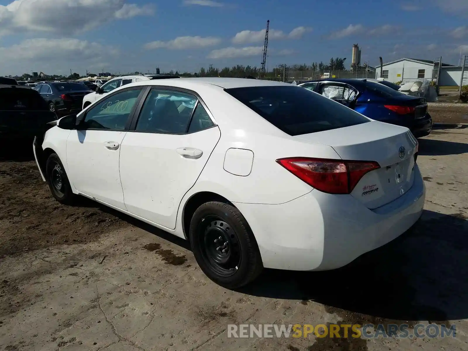 3 Photograph of a damaged car 2T1BURHE3KC193853 TOYOTA COROLLA 2019