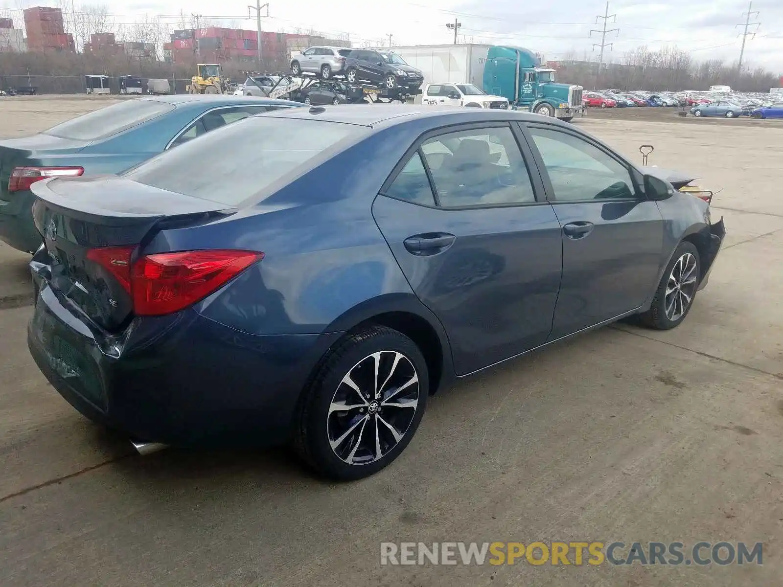 4 Photograph of a damaged car 2T1BURHE3KC194274 TOYOTA COROLLA 2019