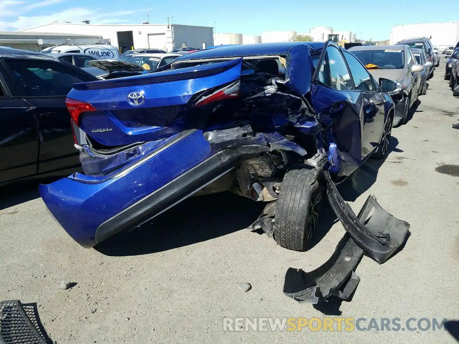 9 Photograph of a damaged car 2T1BURHE3KC194310 TOYOTA COROLLA 2019