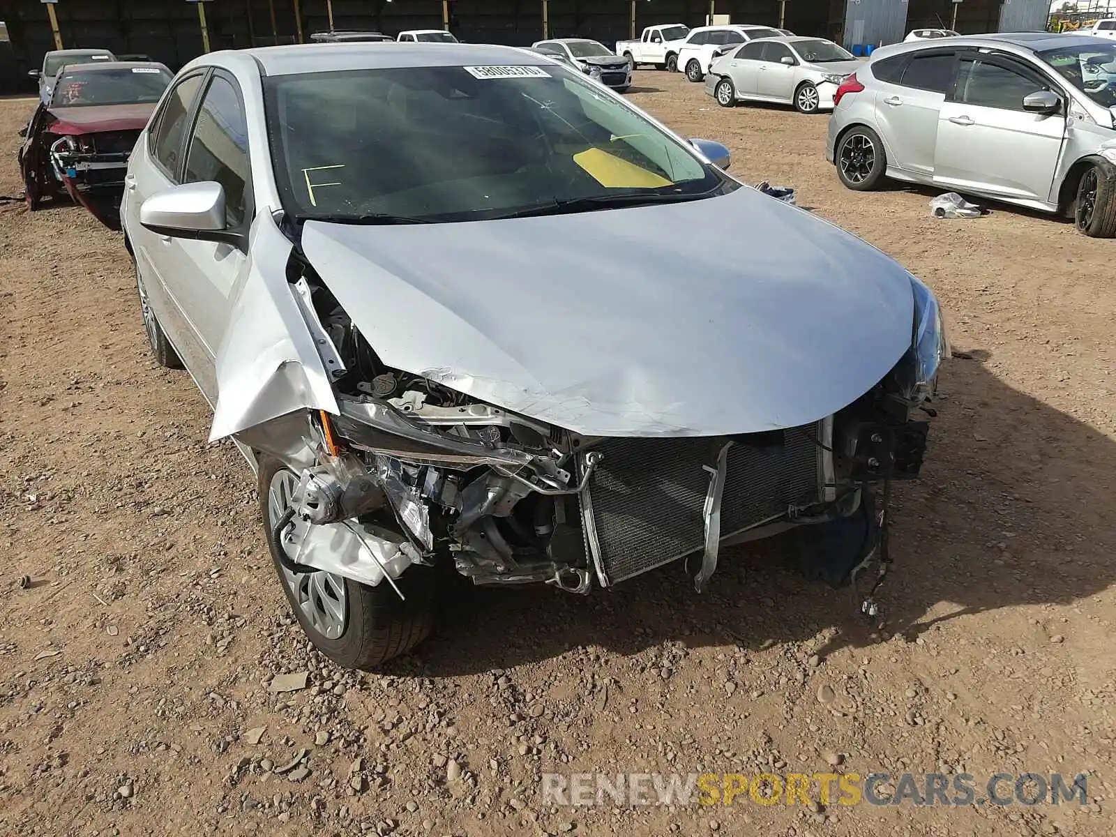 9 Photograph of a damaged car 2T1BURHE3KC195621 TOYOTA COROLLA 2019
