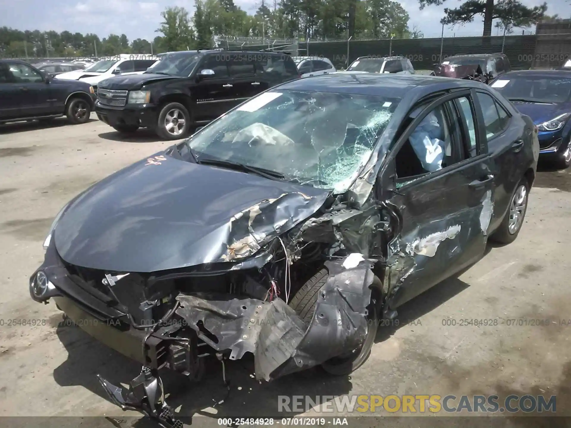 2 Photograph of a damaged car 2T1BURHE3KC196087 TOYOTA COROLLA 2019