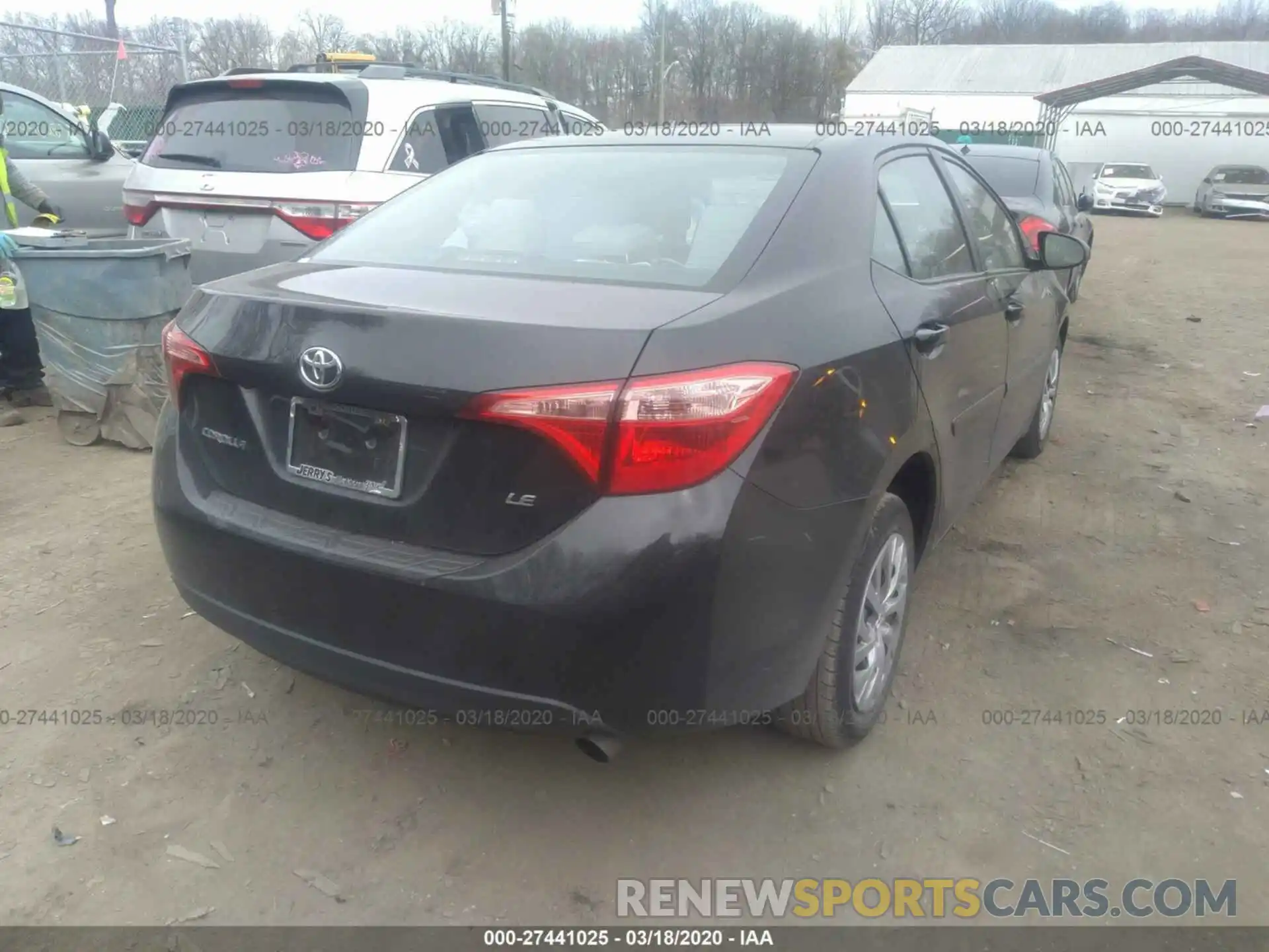 4 Photograph of a damaged car 2T1BURHE3KC196574 TOYOTA COROLLA 2019