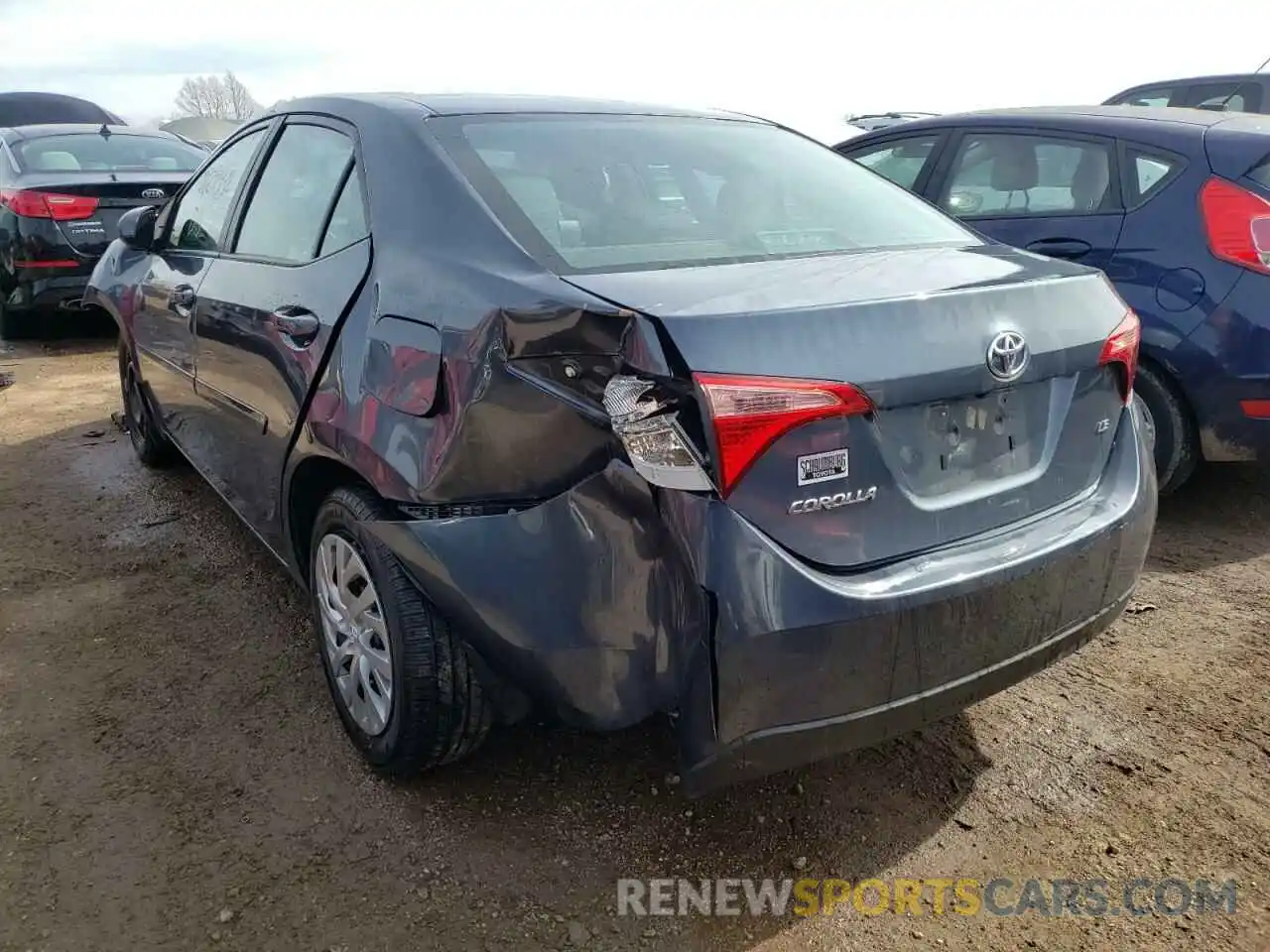 3 Photograph of a damaged car 2T1BURHE3KC197160 TOYOTA COROLLA 2019