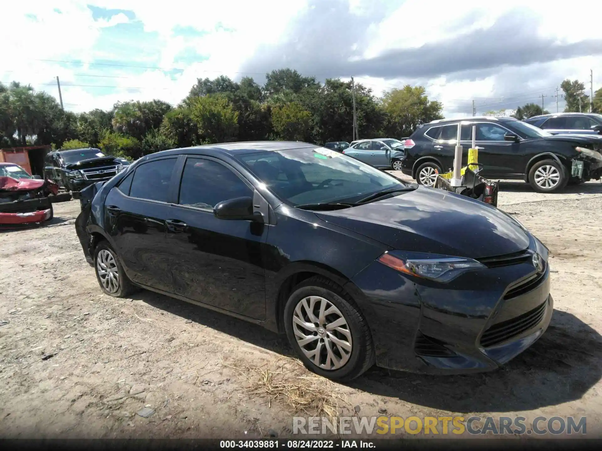 1 Photograph of a damaged car 2T1BURHE3KC197529 TOYOTA COROLLA 2019