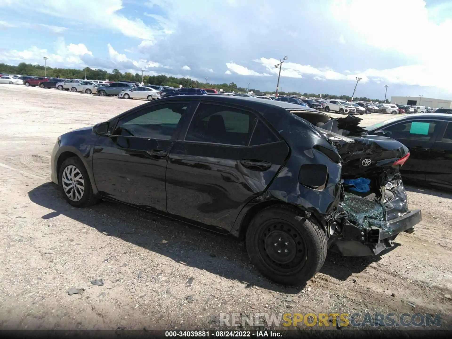 3 Photograph of a damaged car 2T1BURHE3KC197529 TOYOTA COROLLA 2019