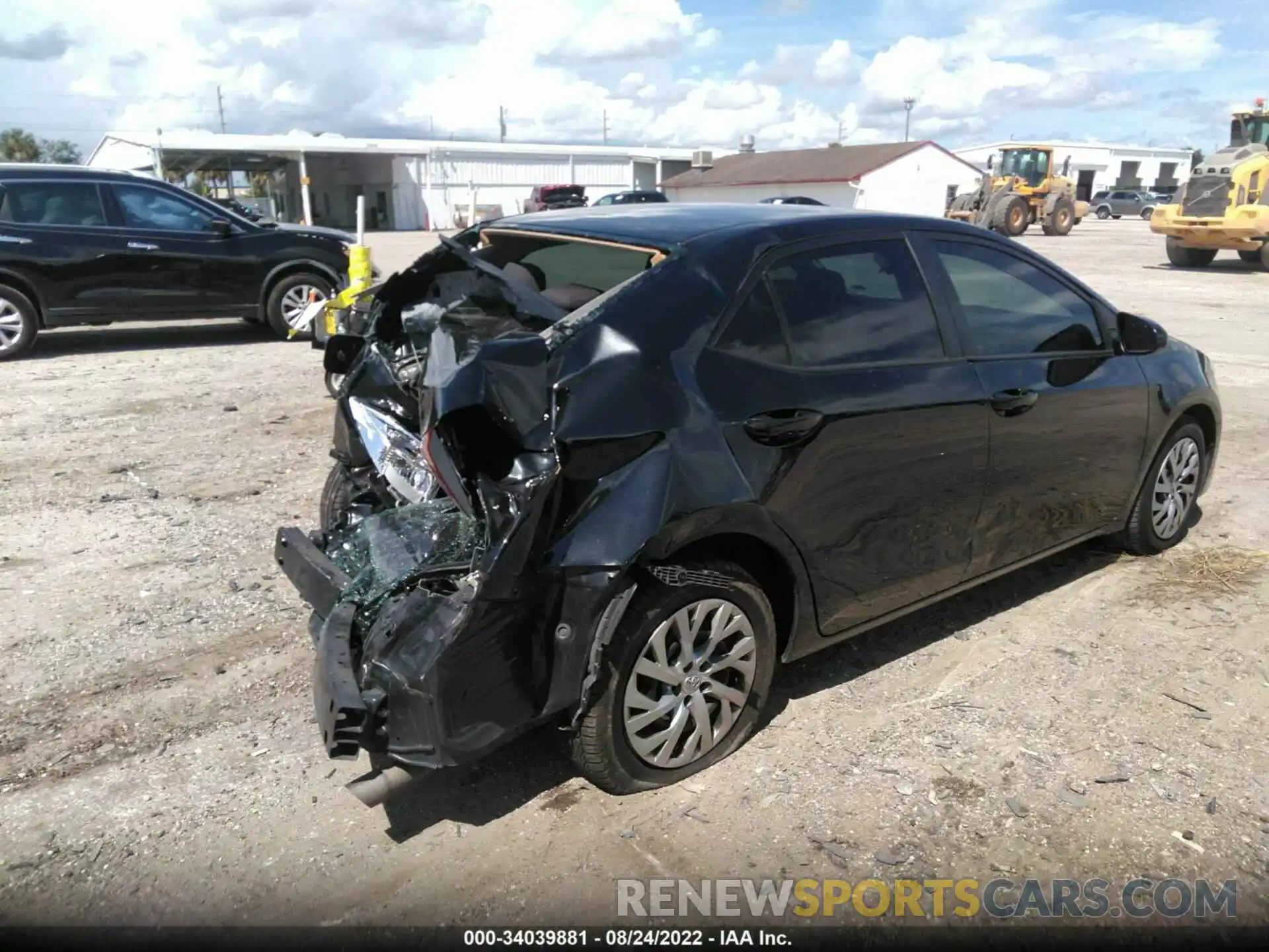 4 Photograph of a damaged car 2T1BURHE3KC197529 TOYOTA COROLLA 2019