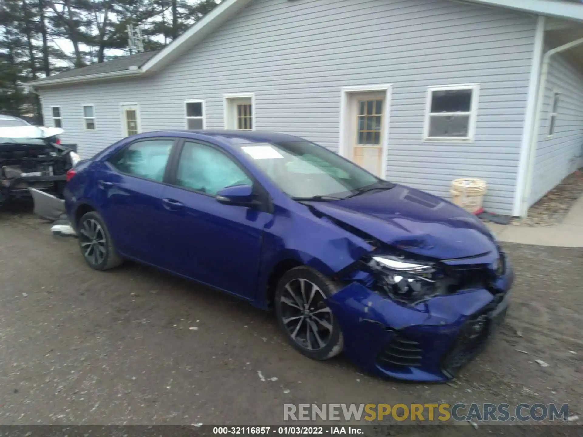 1 Photograph of a damaged car 2T1BURHE3KC197532 TOYOTA COROLLA 2019