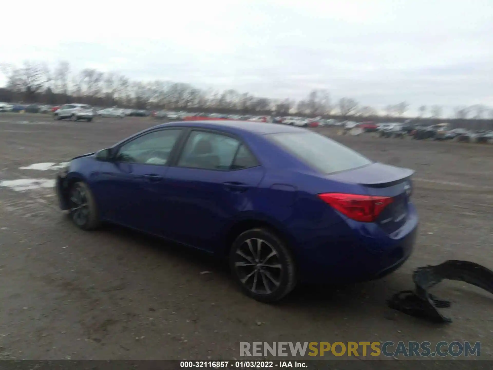 3 Photograph of a damaged car 2T1BURHE3KC197532 TOYOTA COROLLA 2019