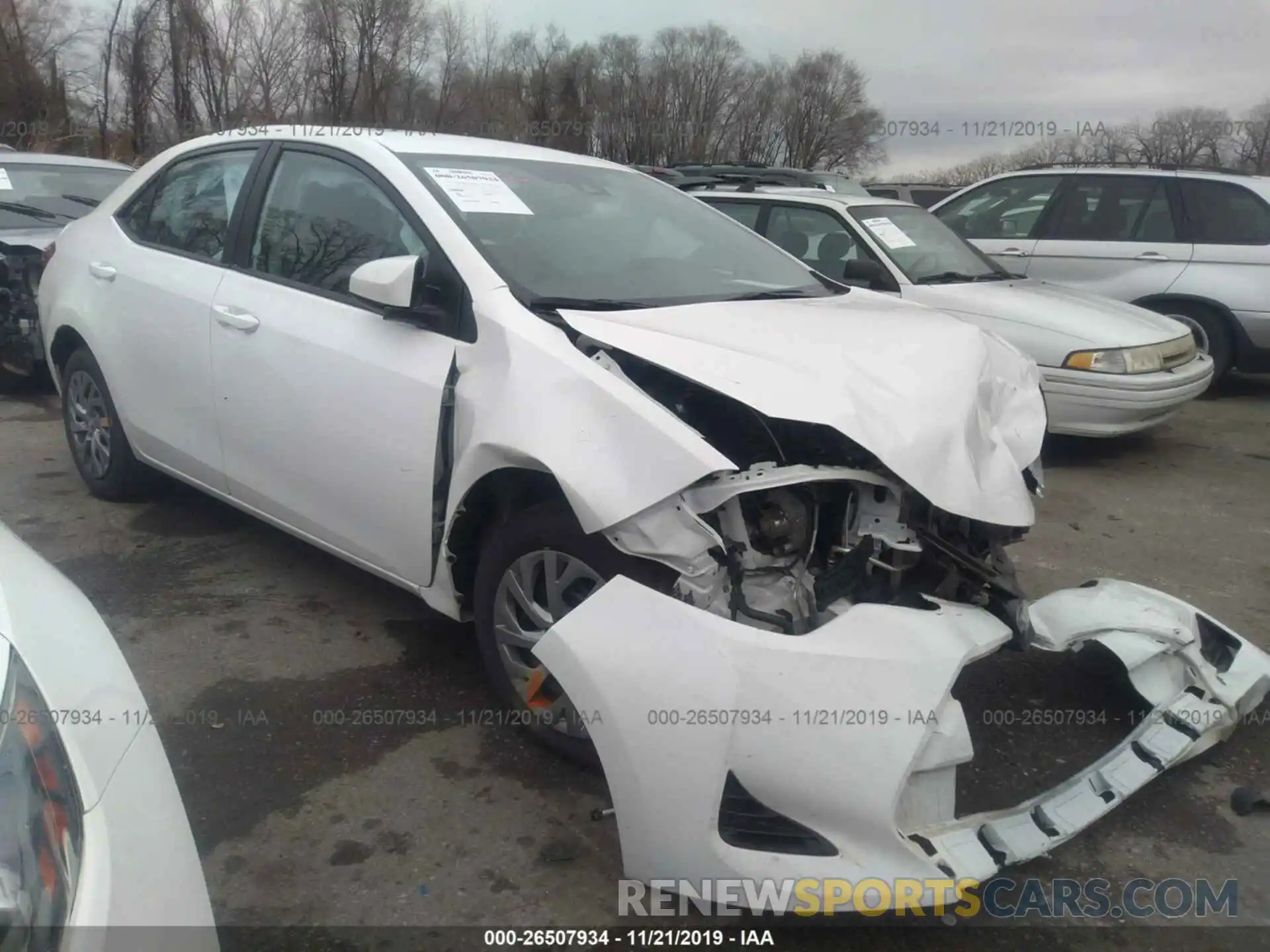 1 Photograph of a damaged car 2T1BURHE3KC199362 TOYOTA COROLLA 2019