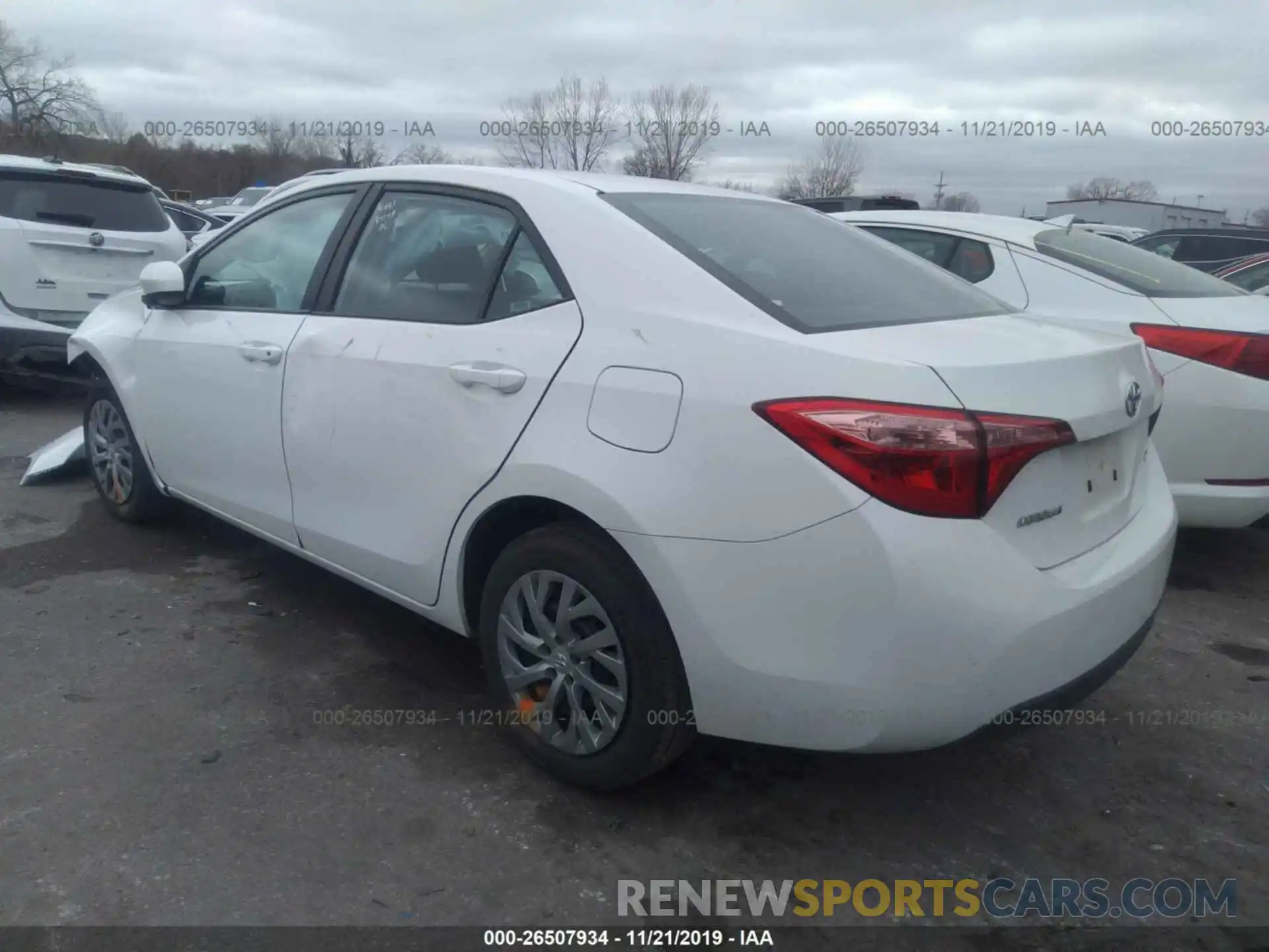 3 Photograph of a damaged car 2T1BURHE3KC199362 TOYOTA COROLLA 2019