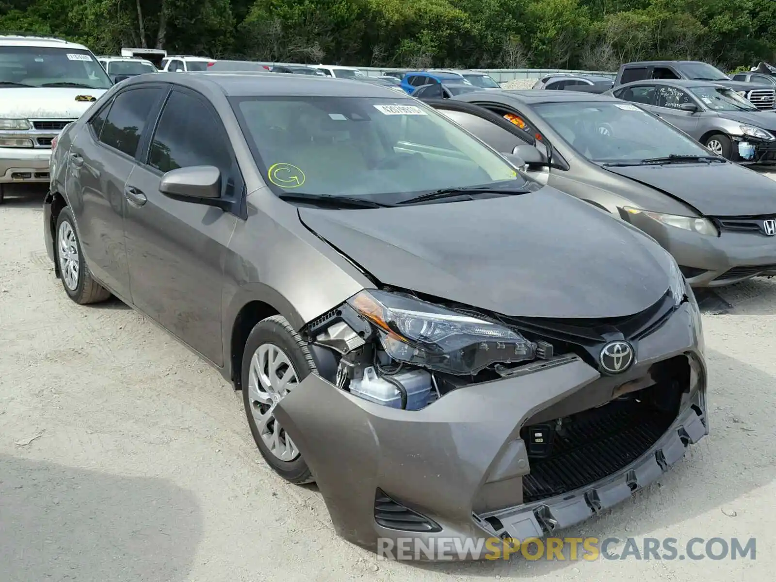 1 Photograph of a damaged car 2T1BURHE3KC199748 TOYOTA COROLLA 2019