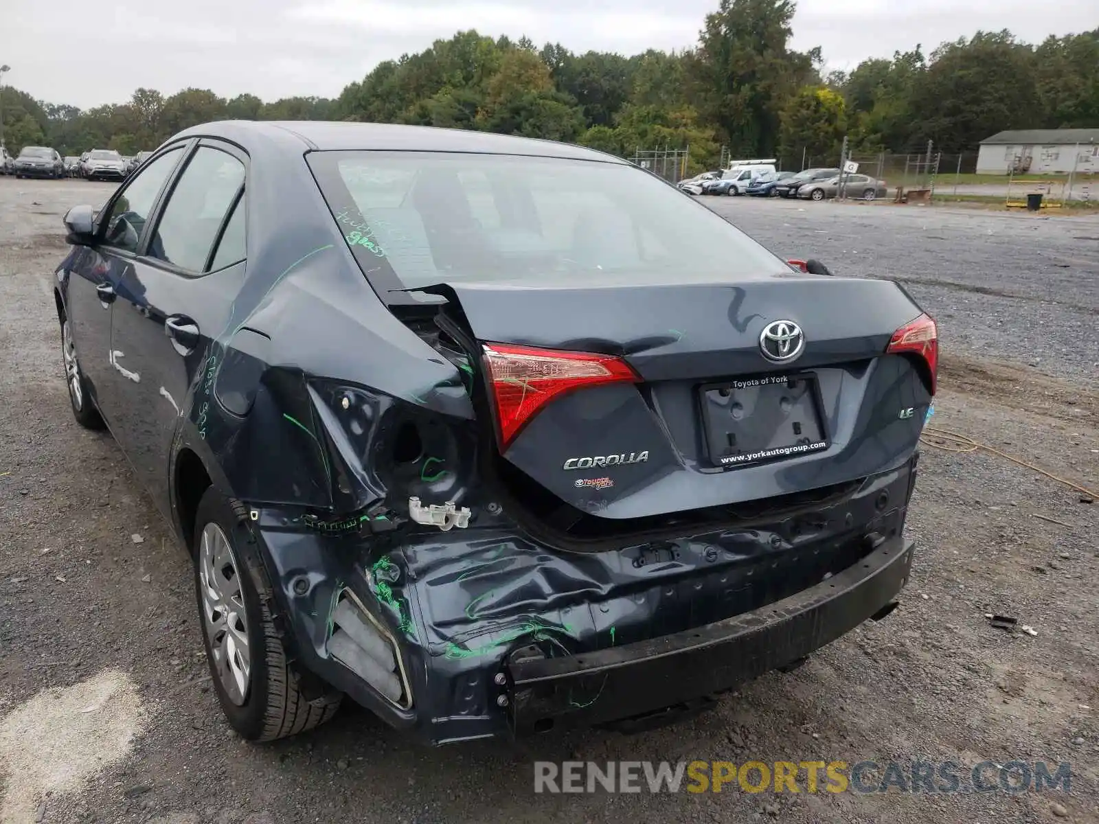 9 Photograph of a damaged car 2T1BURHE3KC200266 TOYOTA COROLLA 2019